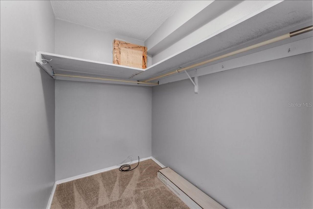 4885 1st Street Ne, Unit 212, Saint Petersburg, FL 33703 Photo