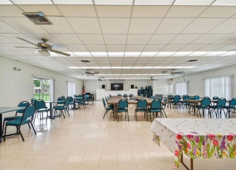 4885 1st Street Ne, Unit 212, Saint Petersburg, FL 33703 Photo