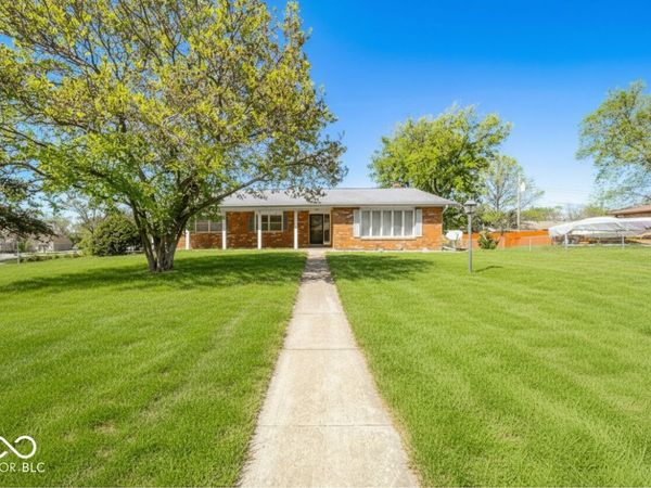 1016 Brunswick Way , Anderson, IN 46012