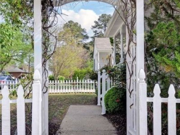 415 Pocahontas Street , Williamsburg, VA 23185