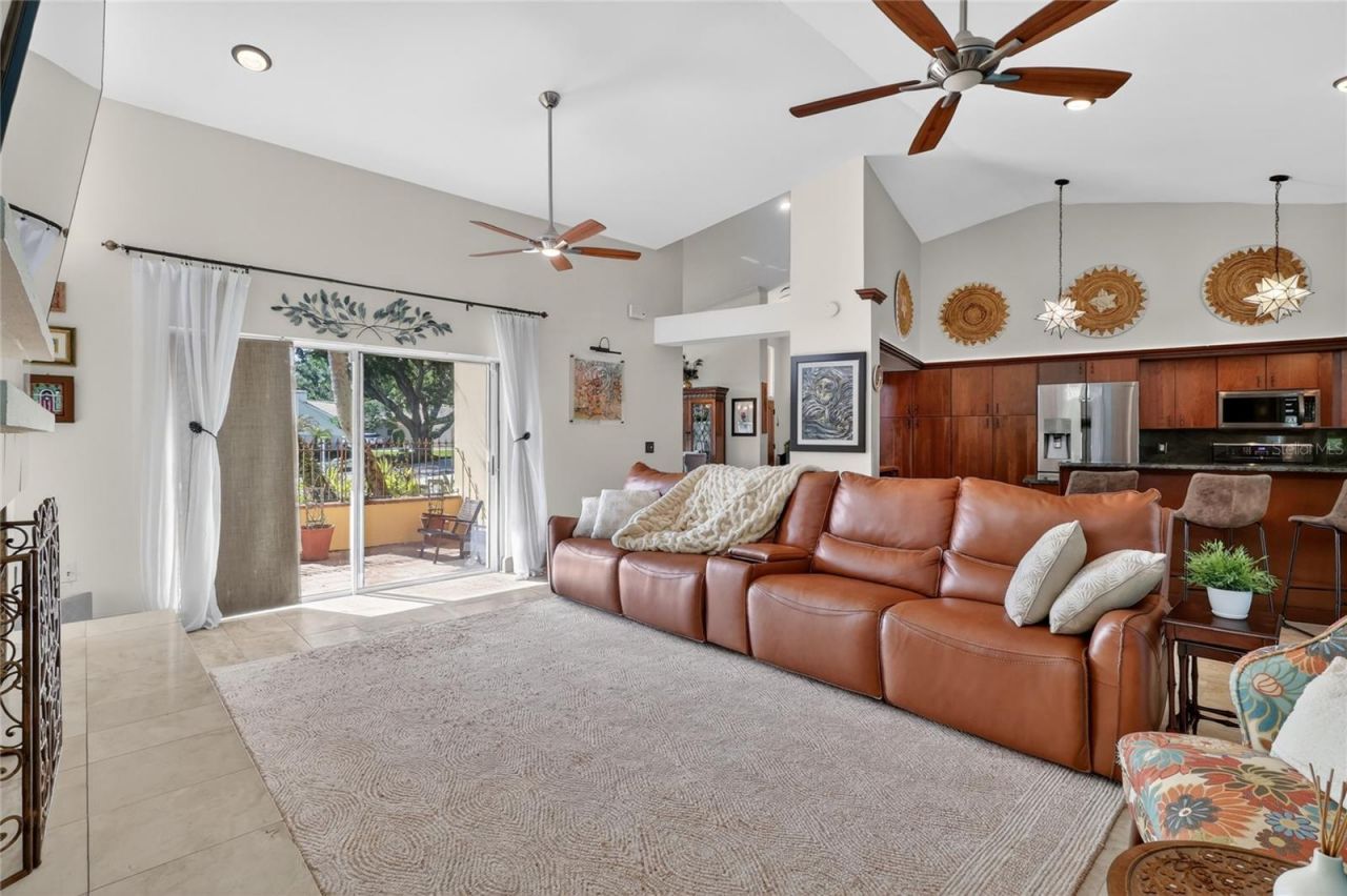 5965 Pier Place Drive , Lakeland, FL 33813 Photo