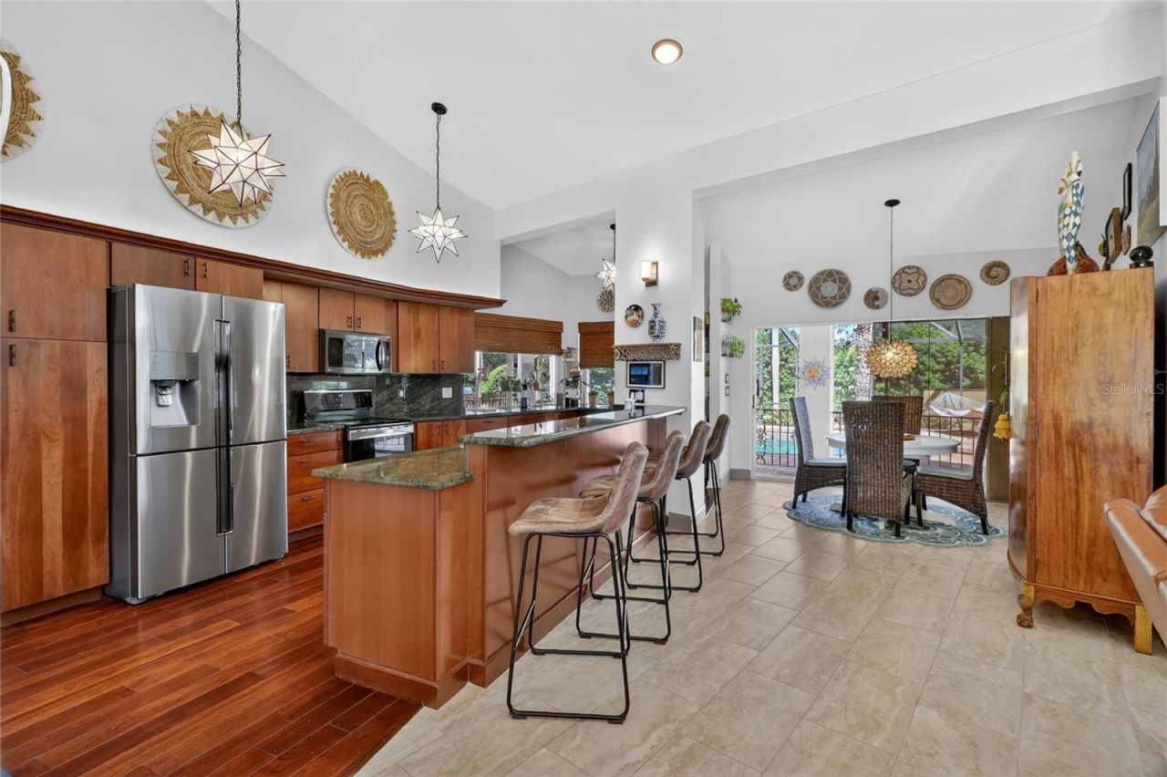 5965 Pier Place Drive , Lakeland, FL 33813 Photo