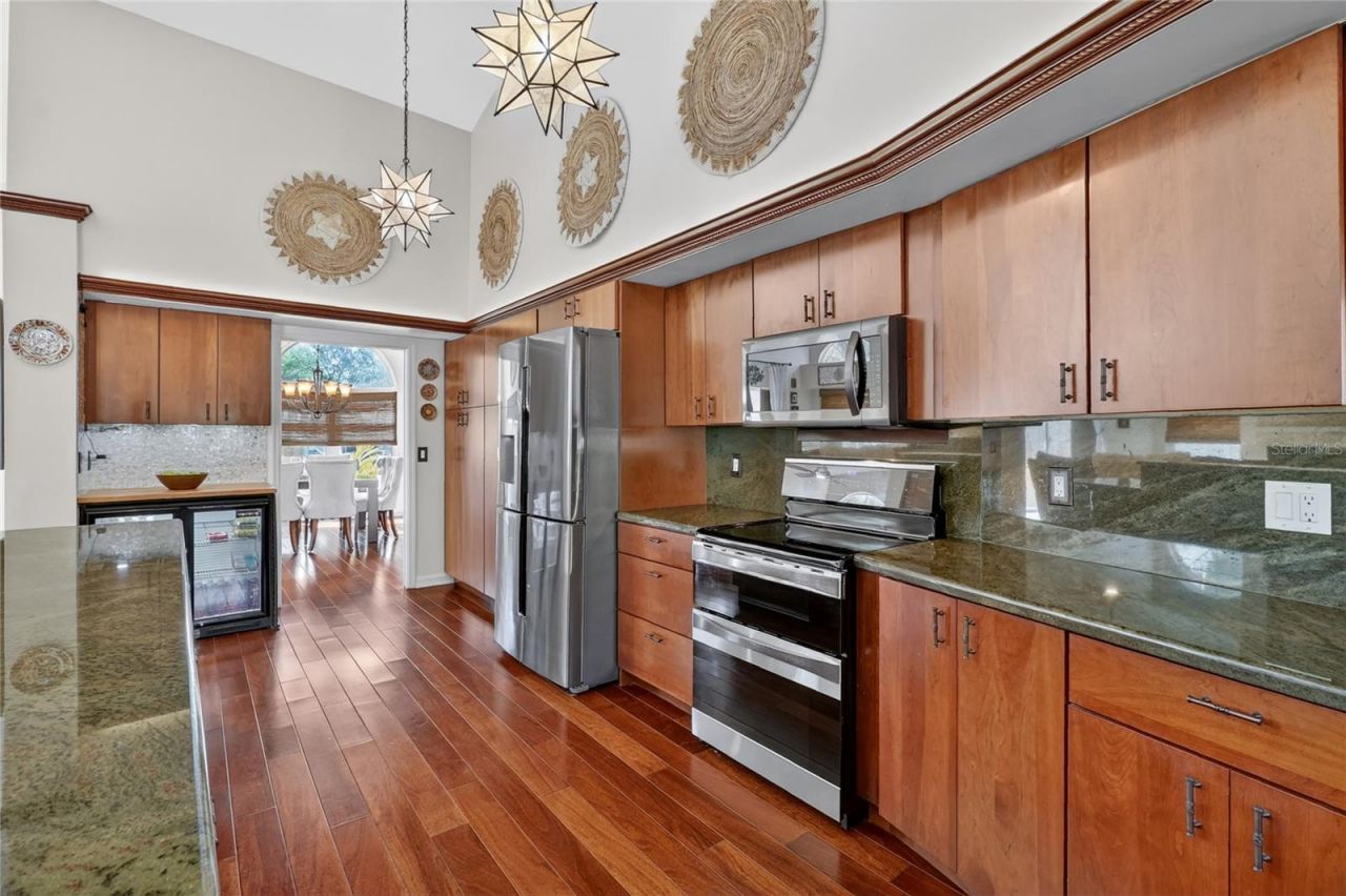 5965 Pier Place Drive , Lakeland, FL 33813 Photo