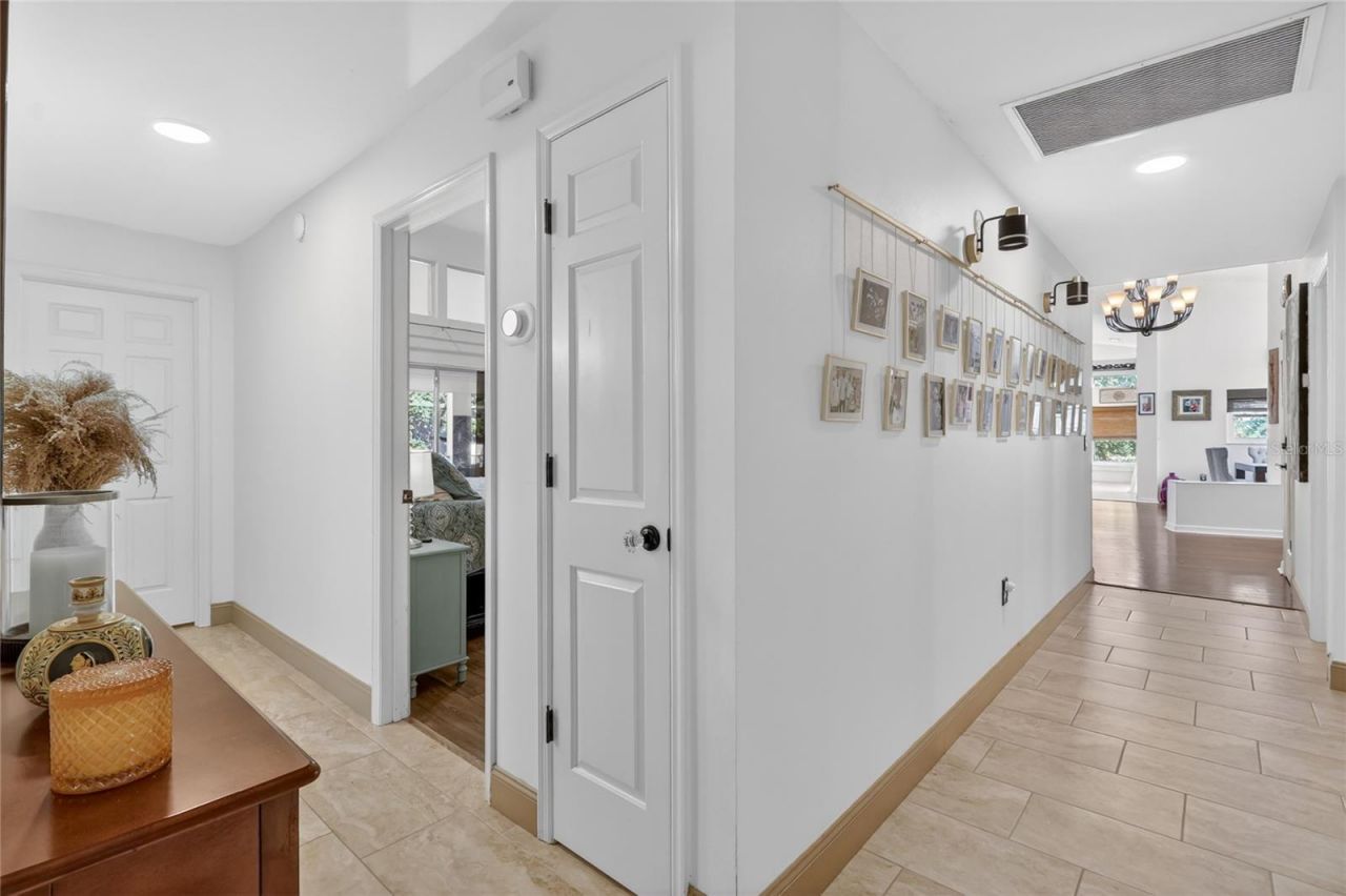 5965 Pier Place Drive , Lakeland, FL 33813 Photo