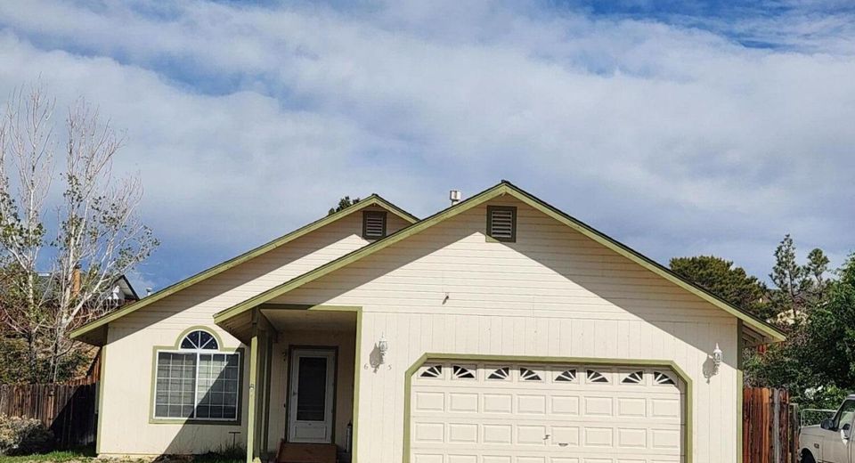 645 Long Valley Road, Gardnerville, NV 89460 Photo