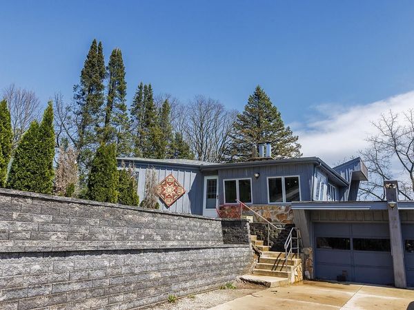 29134 White Oak LANE, Waterford, WI 53185