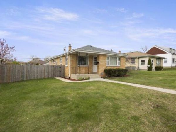 4629 N 77TH STREET, Milwaukee, WI 53218