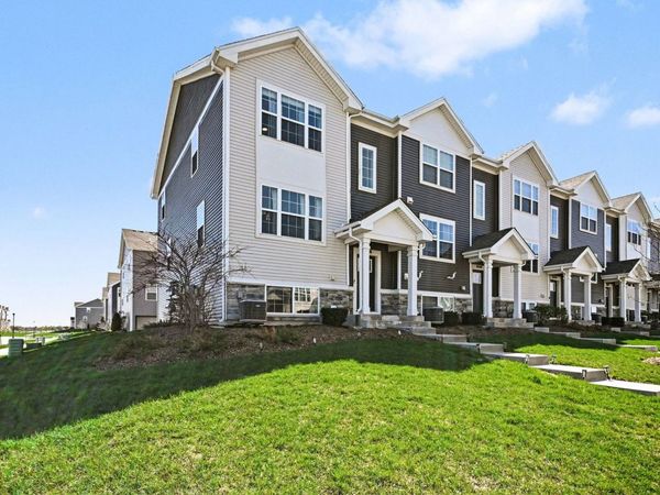 854 Briar Glen Court , Hampshire, IL 60140