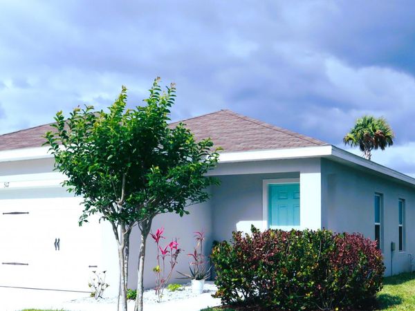 517 Cherimoya Street, Fort Pierce, FL 34981