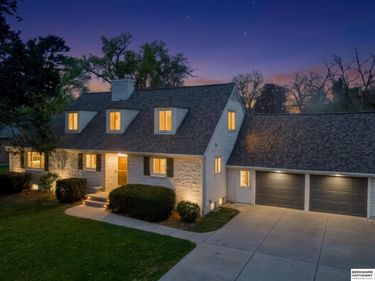 1116 Loveland Drive , Omaha, NE 68124