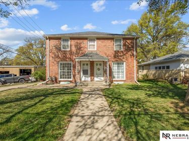 1365 S 40th Street , Lincoln, NE 68510