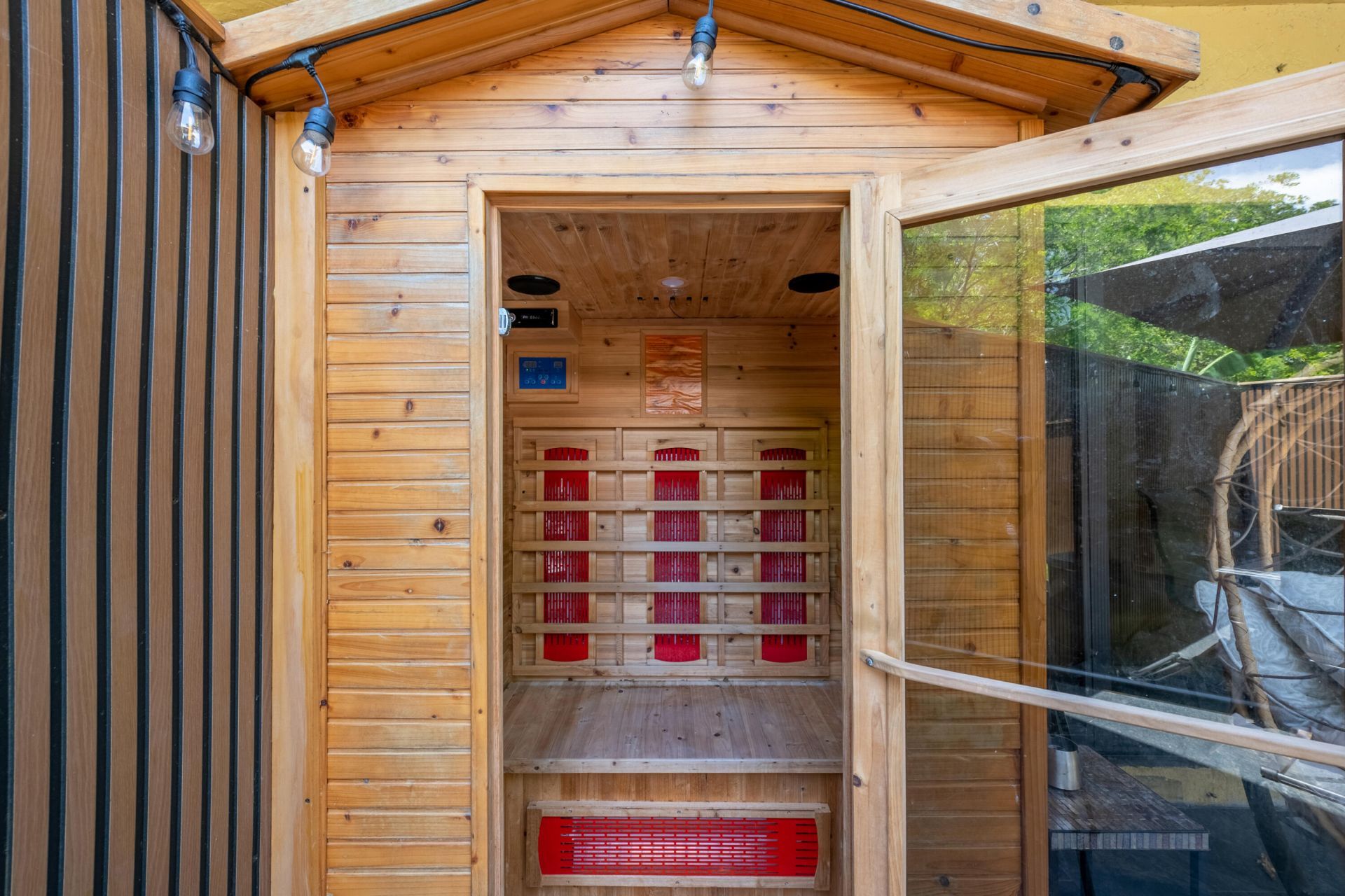 1129 NE 210th Terrace, Miami, FL 33179 Photo