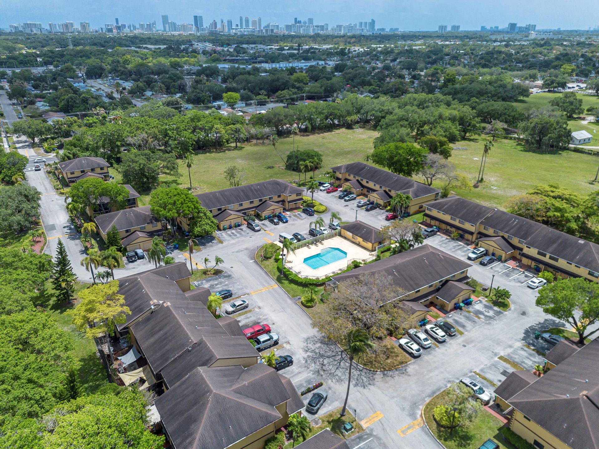 1129 NE 210th Terrace, Unit 210, Miami, FL 33179 Photo