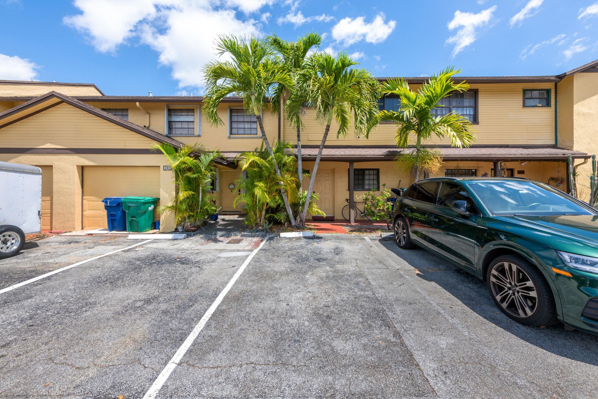 1129 NE 210th Terrace, Unit 210, Miami, FL 33179 Photo