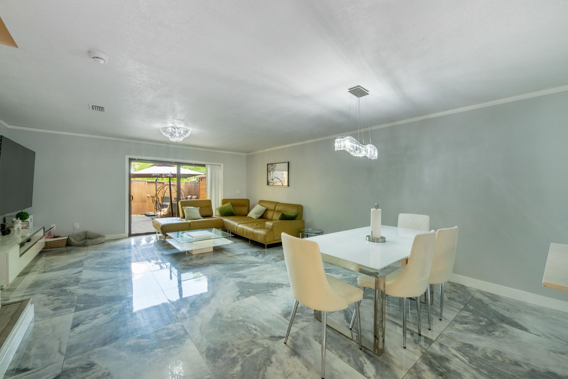 1129 NE 210th Terrace, Miami, FL 33179 Photo