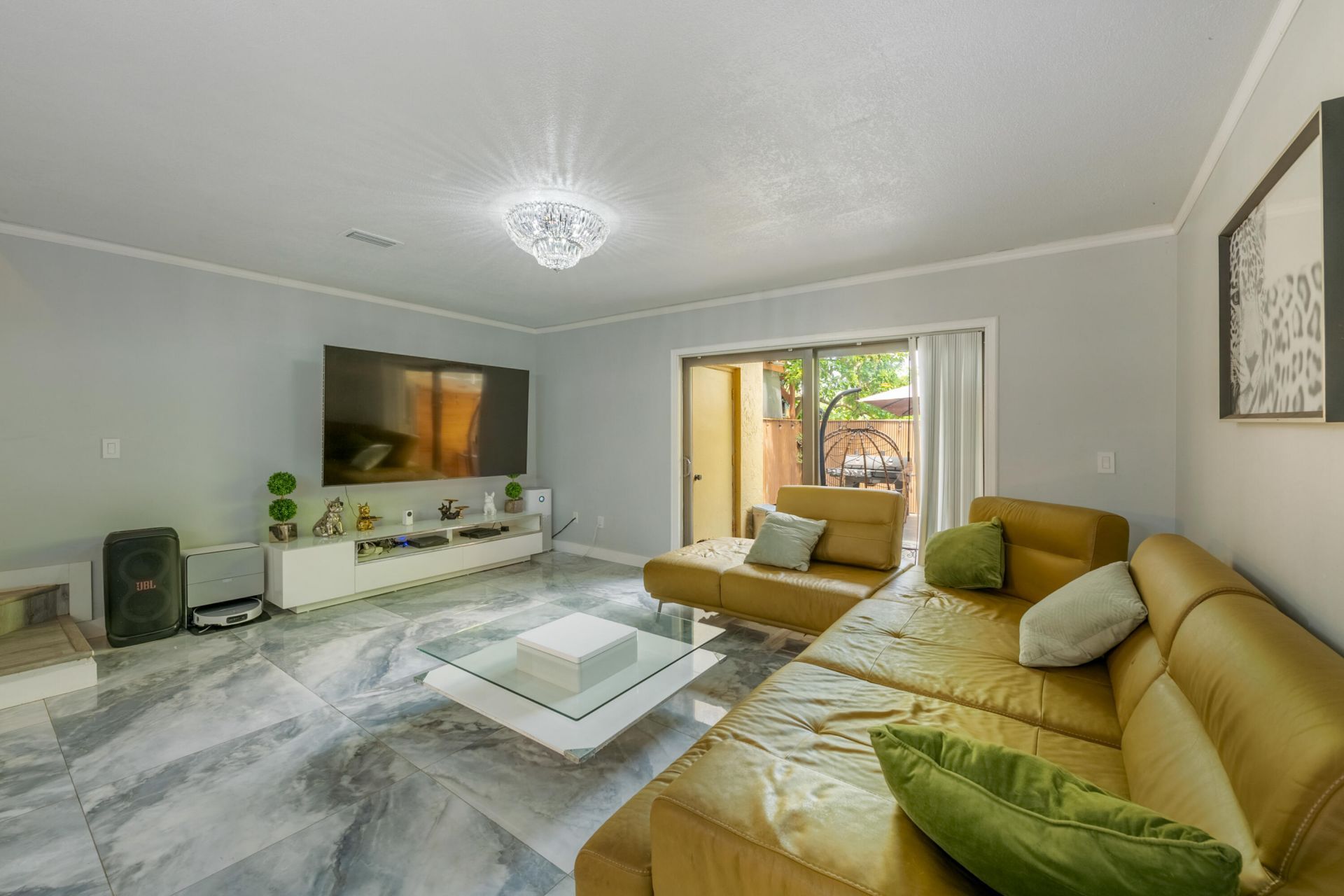 1129 NE 210th Terrace, Miami, FL 33179 Photo