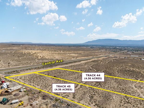 44 Tract Central Avenue SW, Unit 44-45, Albuquerque, NM 87121