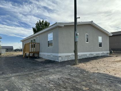 908 10th Avenue NE Rio Rancho, NM 87144