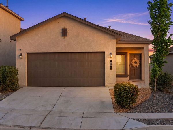 10671 Savoya Lane SW, Albuquerque, NM 87121