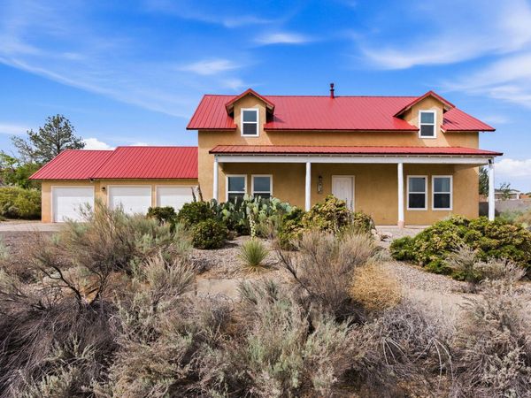 2154 Flagstone Road NE, Rio Rancho, NM 87124