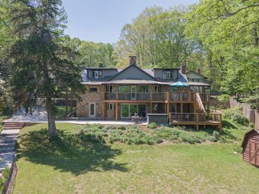 2206 Timberlake Drive, Lynchburg, VA 24502