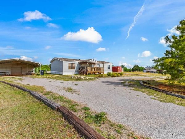 2660 County Street 2856 , Chickasha, OK 73018