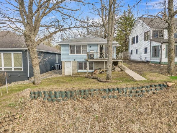 3903 Lakeshore Drive , Okoboji, IA 51355