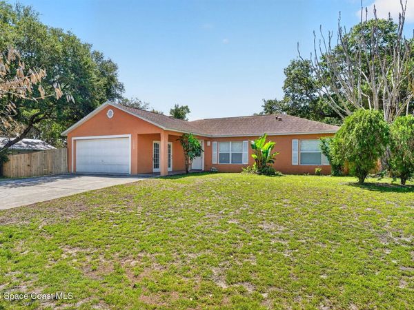 1706 Apache Street NE , Palm Bay, FL 32907