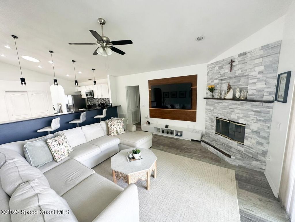 704 Carriage Hill Road, Melbourne, FL 32940 Photo