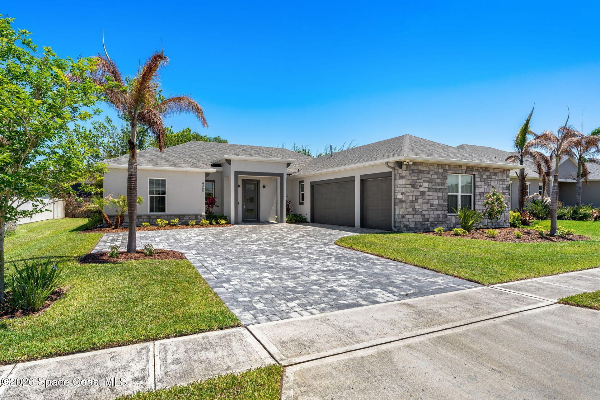 4365 Negal Circle, Melbourne, FL 32901 Photo