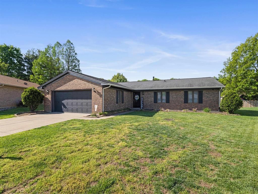 3632 War Admiral Dr, Owensboro, KY 42303 Main Photo