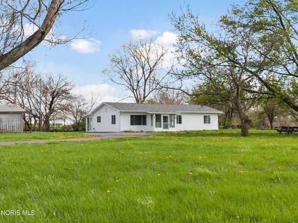 2861 Latcha Road, Millbury, OH 43447