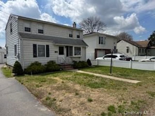 718 Elmwood Road , West Babylon, NY 11704