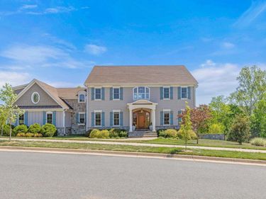 6859 BIRMINGHAM DR, Crozet, VA 22932