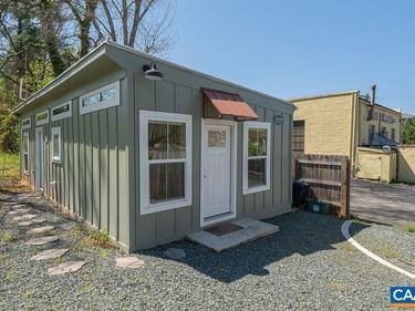 1403 BURGESS LN , Unit B, Charlottesville, VA 22902