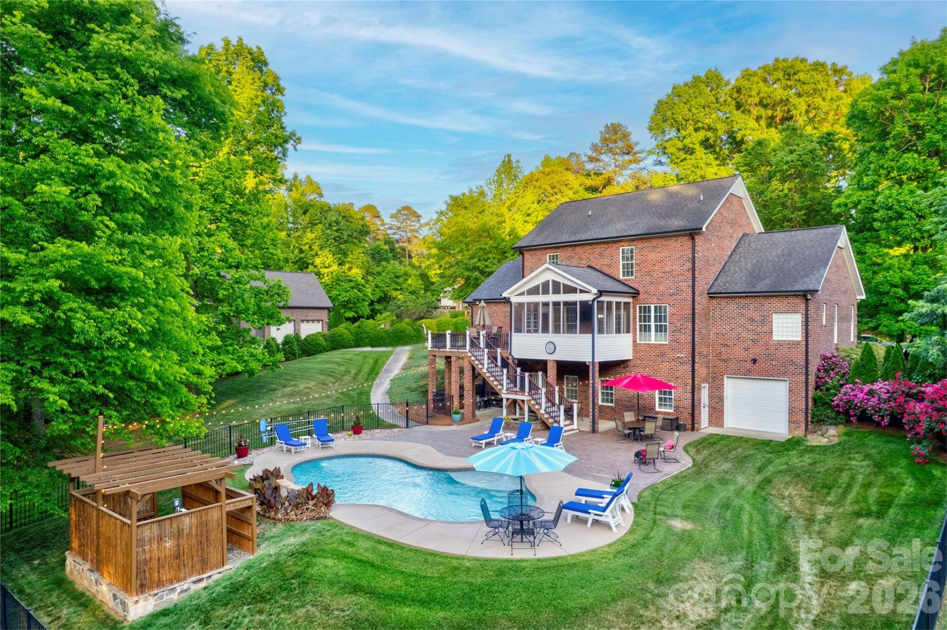 1390 Bennington Drive Nw, Concord, NC 28027 Main Photo