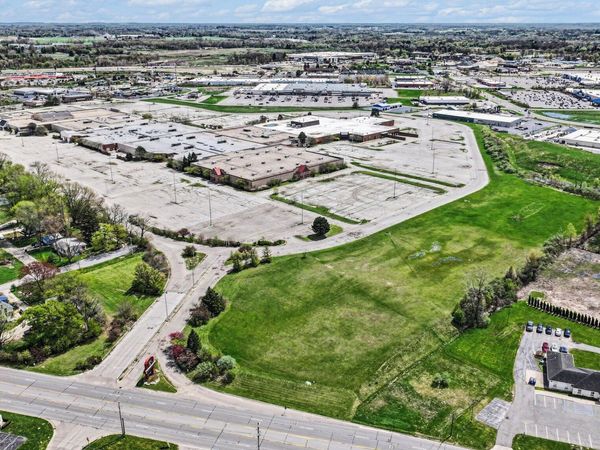 1800 Pipestone Road, Benton Harbor, MI 49022