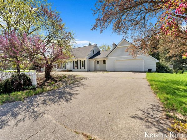 9155 J Avenue SW, Byron Center, MI 49315