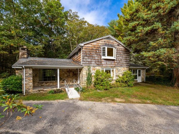 418 Plymouth, Harwinton, CT 06791