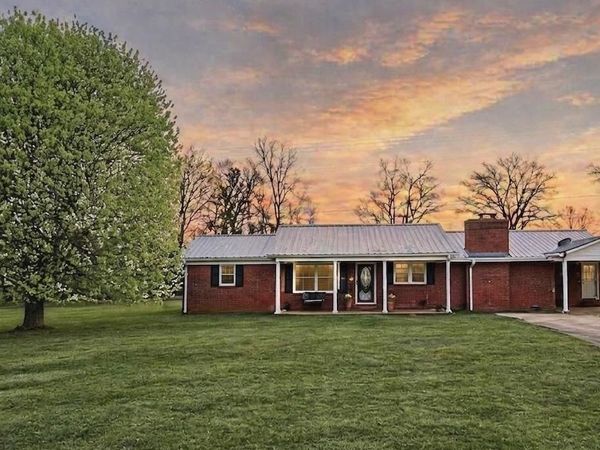 598 GILCHRIST RD, Adamsville, TN 38310