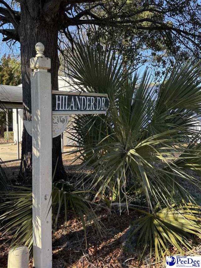 869 Hilander Dr. Photo 17