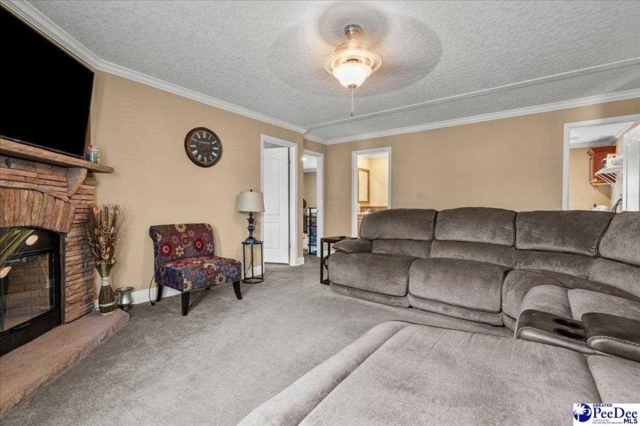 1831 Holly Bush Rd Photo 25