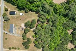 1831 Holly Bush Rd photo 4