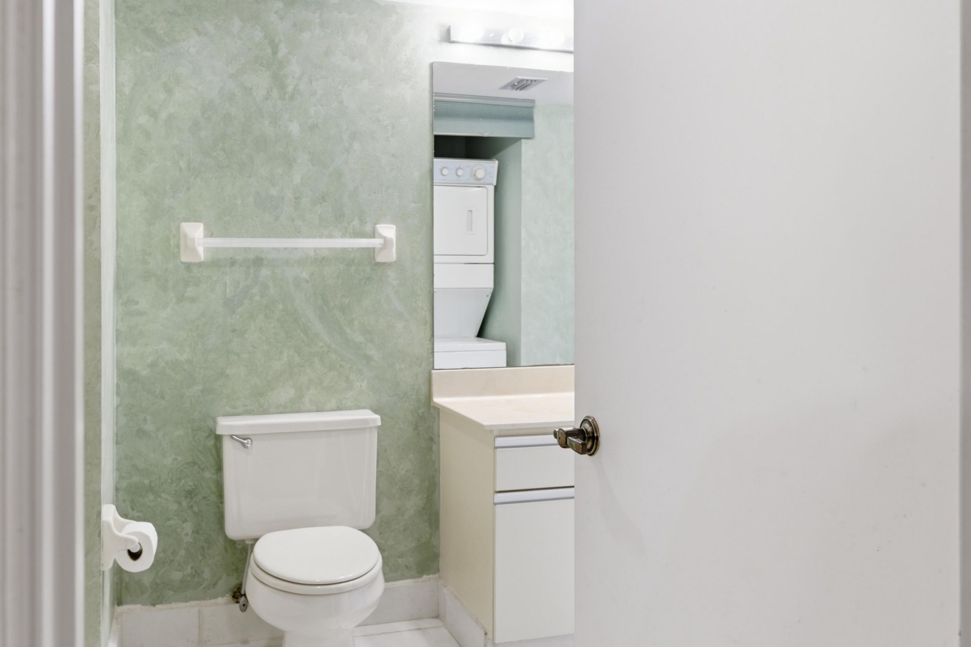10118 Mangrove Drive, Unit 105, Boynton Beach, FL 33437 Photo