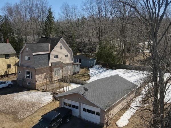 605 W Baraga Avenue, Houghton, MI 49931