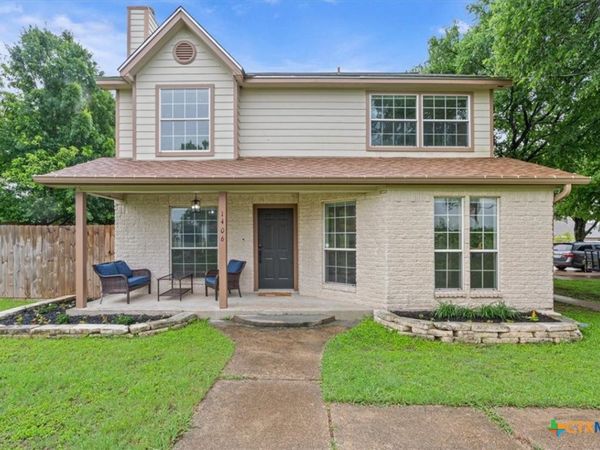 1406 Golf Course Road, Gatesville, TX 76528
