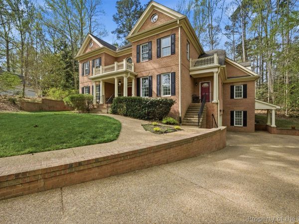 113 Walton Heath , Williamsburg, VA 20188