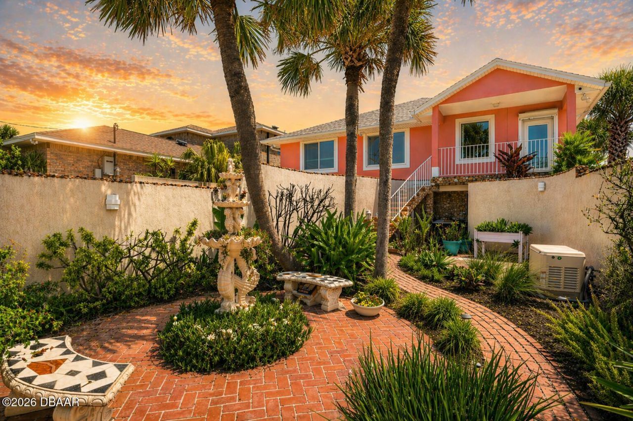 1504 N Atlantic Avenue, Daytona Beach, FL 32118 Photo