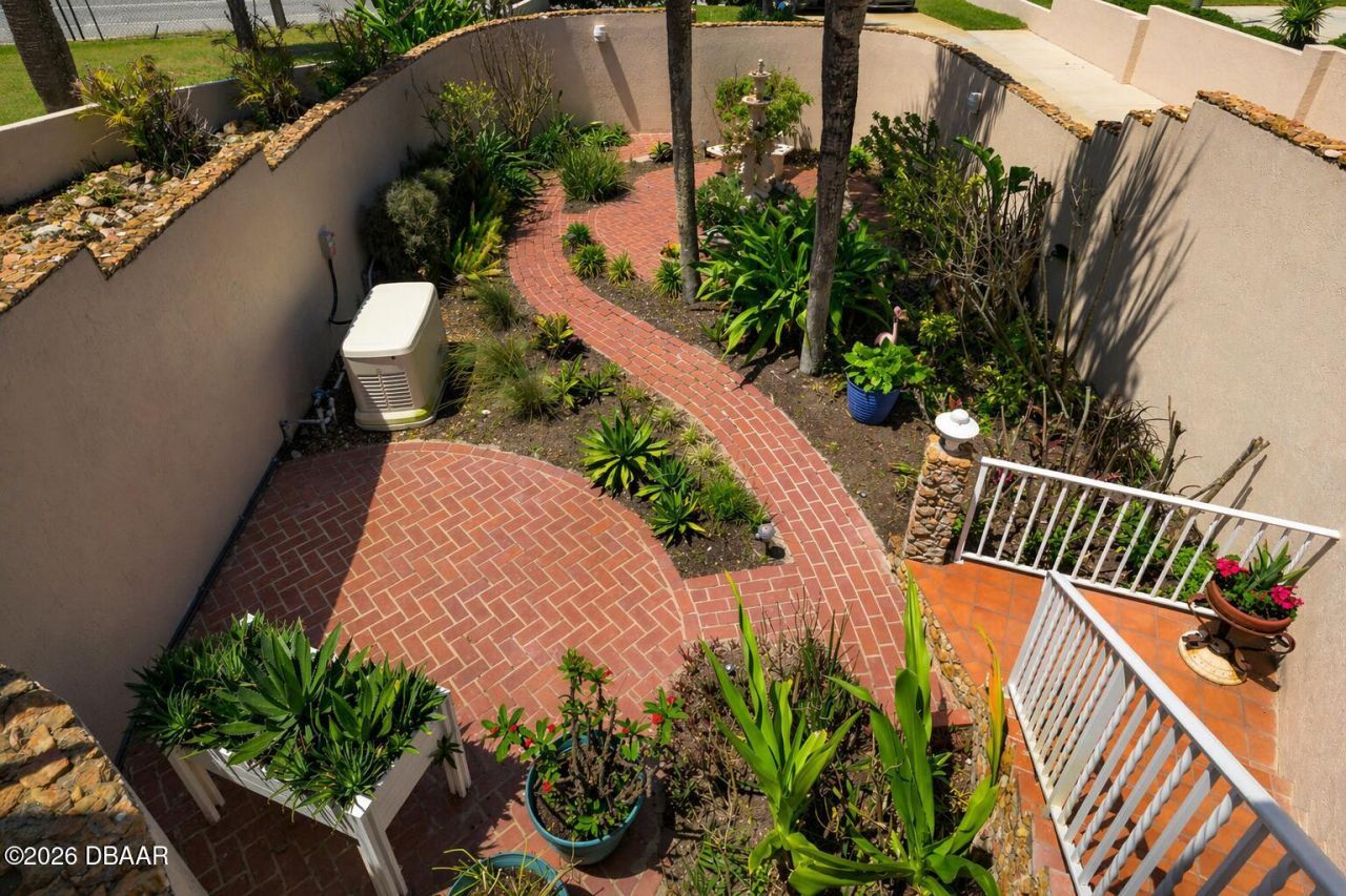 1504 N Atlantic Avenue, Daytona Beach, FL 32118 Photo
