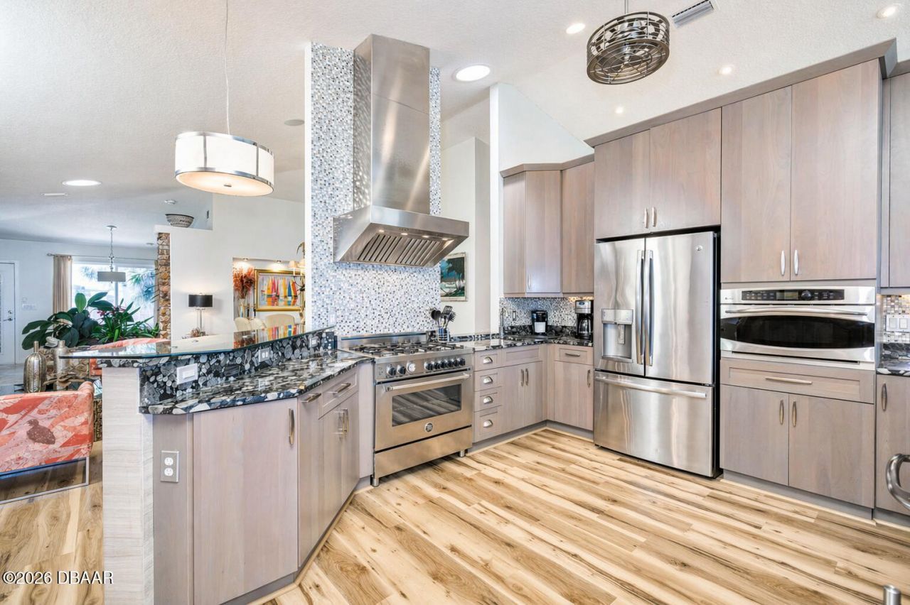 1504 N Atlantic Avenue, Daytona Beach, FL 32118 Photo